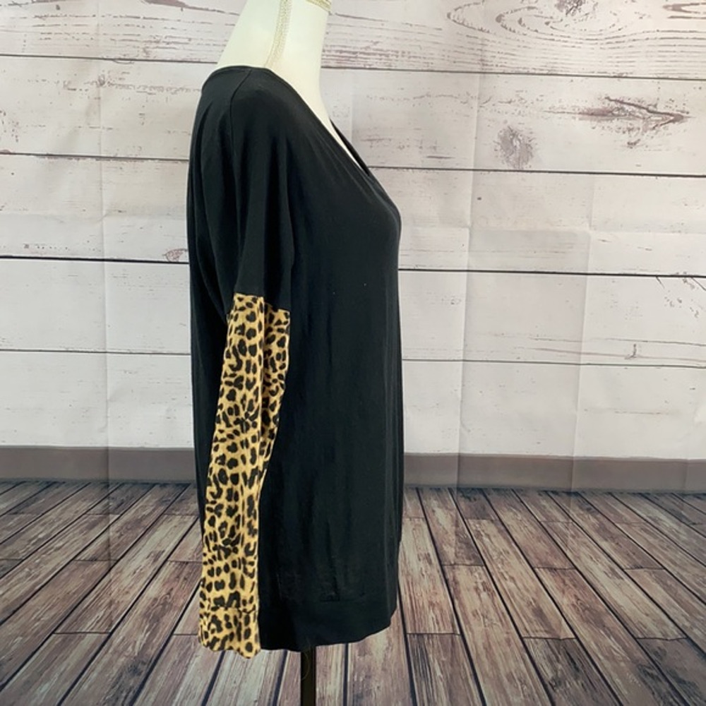 Victorias Secret Tee Shirt Womens Large Black‎ Animal Print Sleeve Contrast - Picture 5 of 9